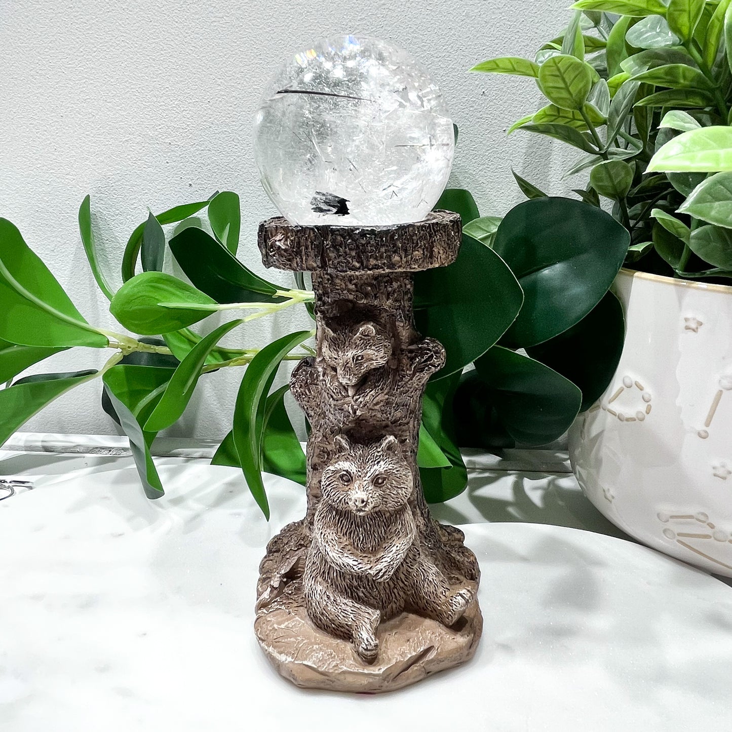 Wooden Racoon Sphere Stand