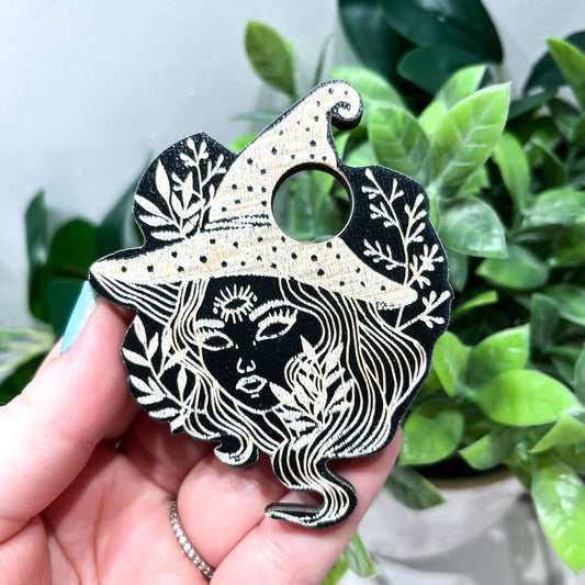 Wooden Witchy Sphere Stand