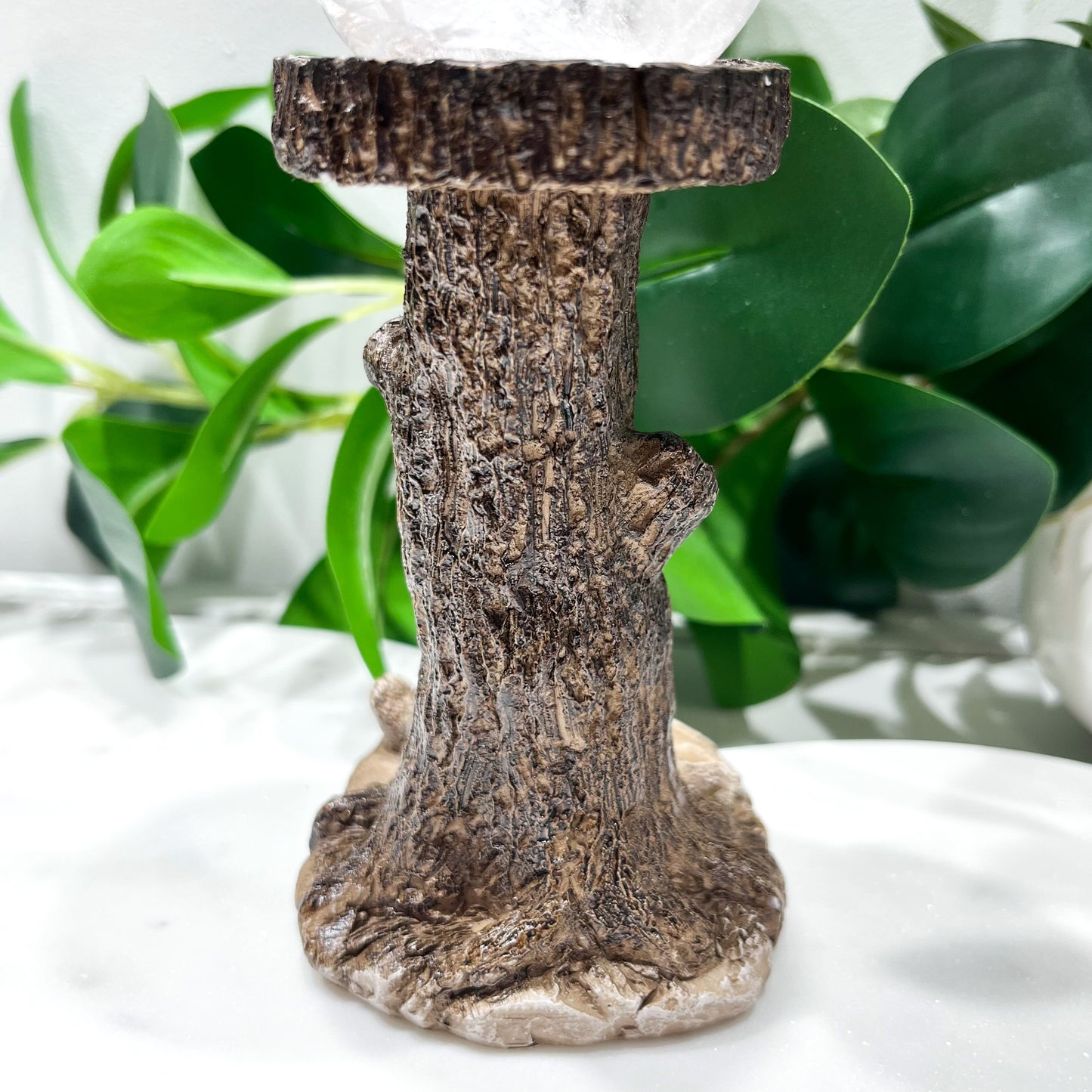Wooden Racoon Sphere Stand